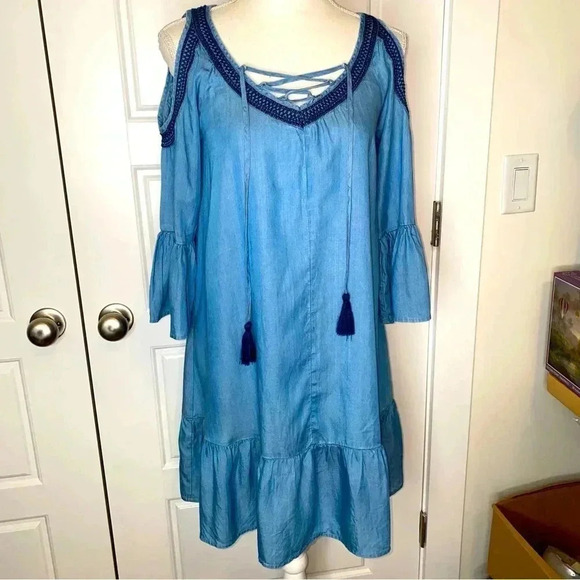 Crown & Ivy Chambray Peasant Dress XS ❤️ - Picture 7 of 14